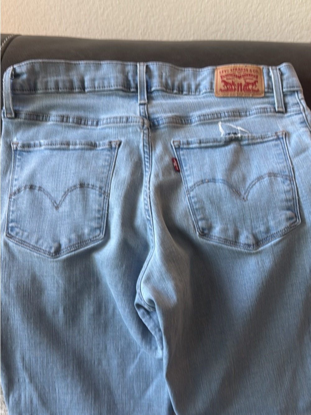 Levi's Women's Light Wash High-Rise Jeans